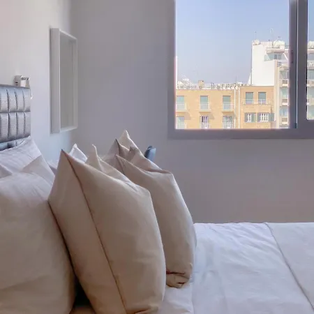 Phaedrus Living: Plateia Brillante * Λευκωσία