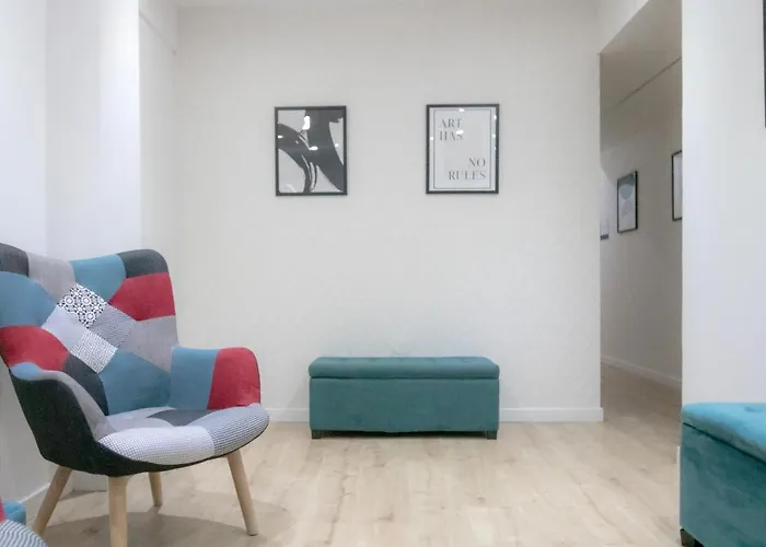 Phaedrus Living: Plateia Brillante アパート