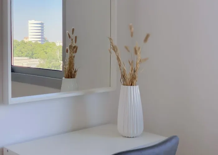 Phaedrus Living: Plateia Brillante アパート *